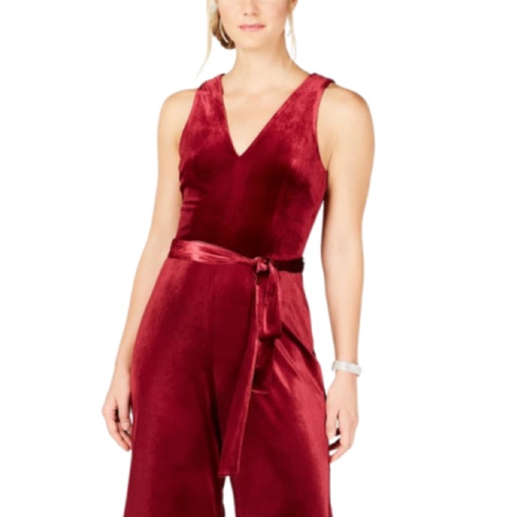 BETSEY JOHNSON Burgundy Flared Ruffle Leg Velvet Jumpsuit Sz 12 - Picture 5 of 10